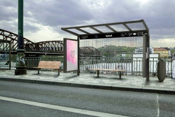 Arredo urbano. Pensilina bus Vltau con seduta e pannelli laterali pubblicità